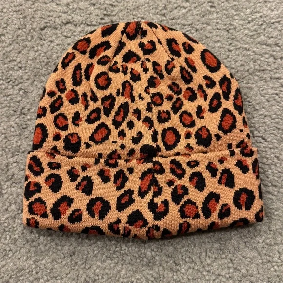 Carhartt Leopard Print Beanie - Picture 2 of 4